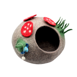 Woollyfelt Hand-Felted Wool Cat Cocoon Bed