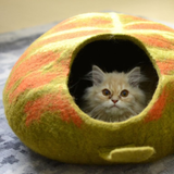 Woollyfelt Handmade Green Autumn Leaf Felt Cat Cave