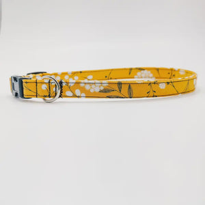 Golden Stems Dog Collar