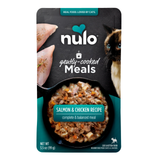 Nulo Cat Gently Cooked Pouch Chicken Salmon 3.6oz