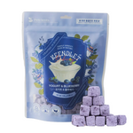 A stand-up pouch of Petrients Keendlet Blueberry Yogurt flavor, shown with several small lavender-blueberry cubes arranged in front on a plain white background.